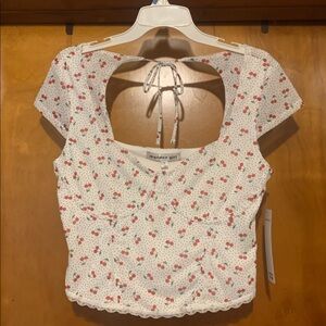 NWT Madden Girl Size L Cherry Top